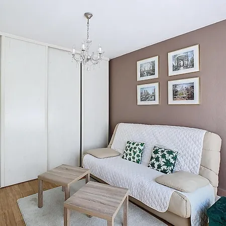 Les Mouettes Apartment *